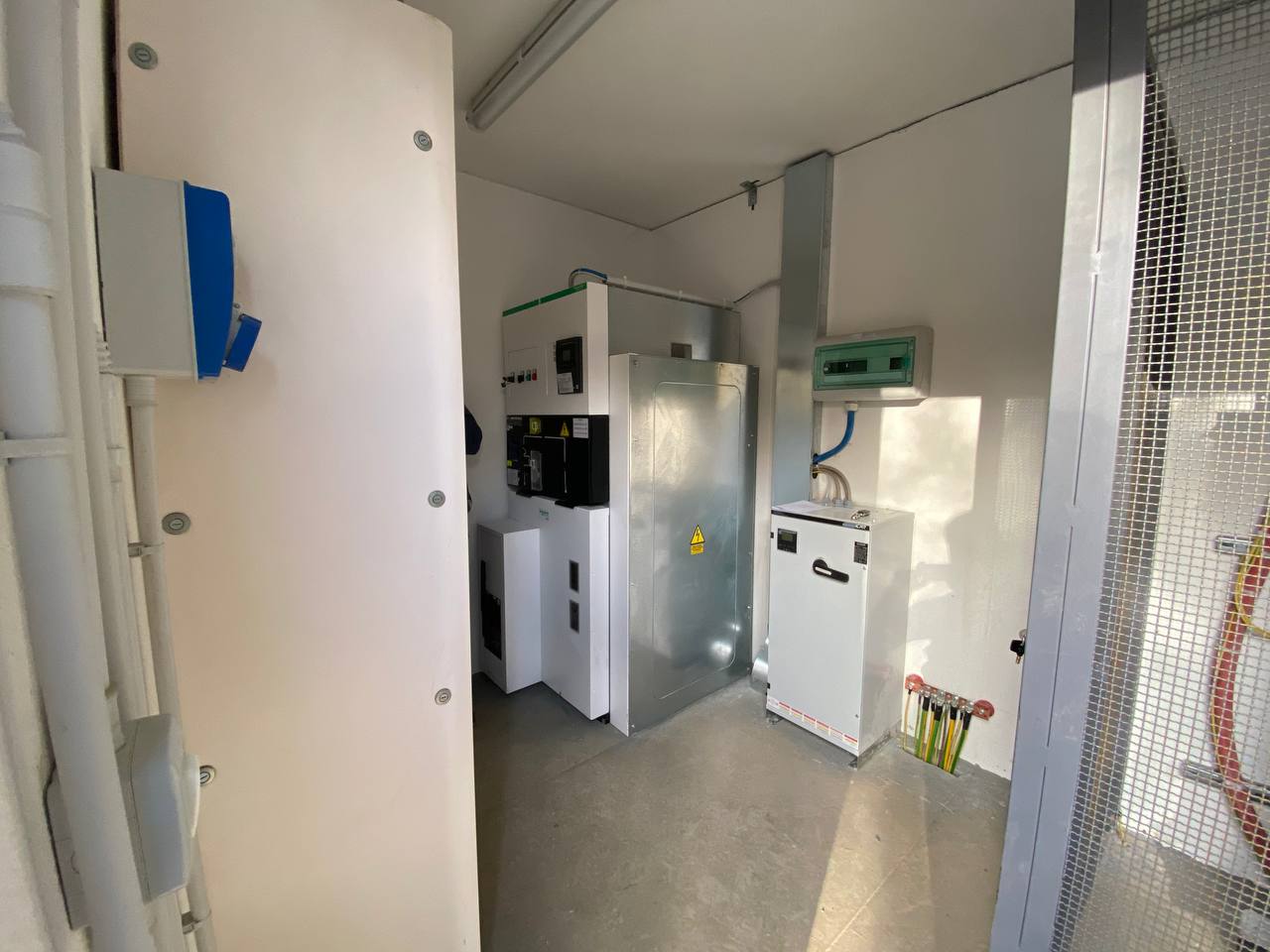 Realizzazione cabine per gestione macchinari di automazione industriale